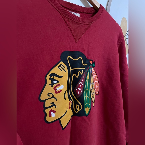 [Hockey] Chicago Blackhawks Sweatshirt - Picture 2 of 4